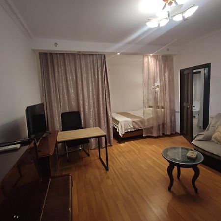 Apartments On Sayat-Nova 14 Erivan Exterior foto
