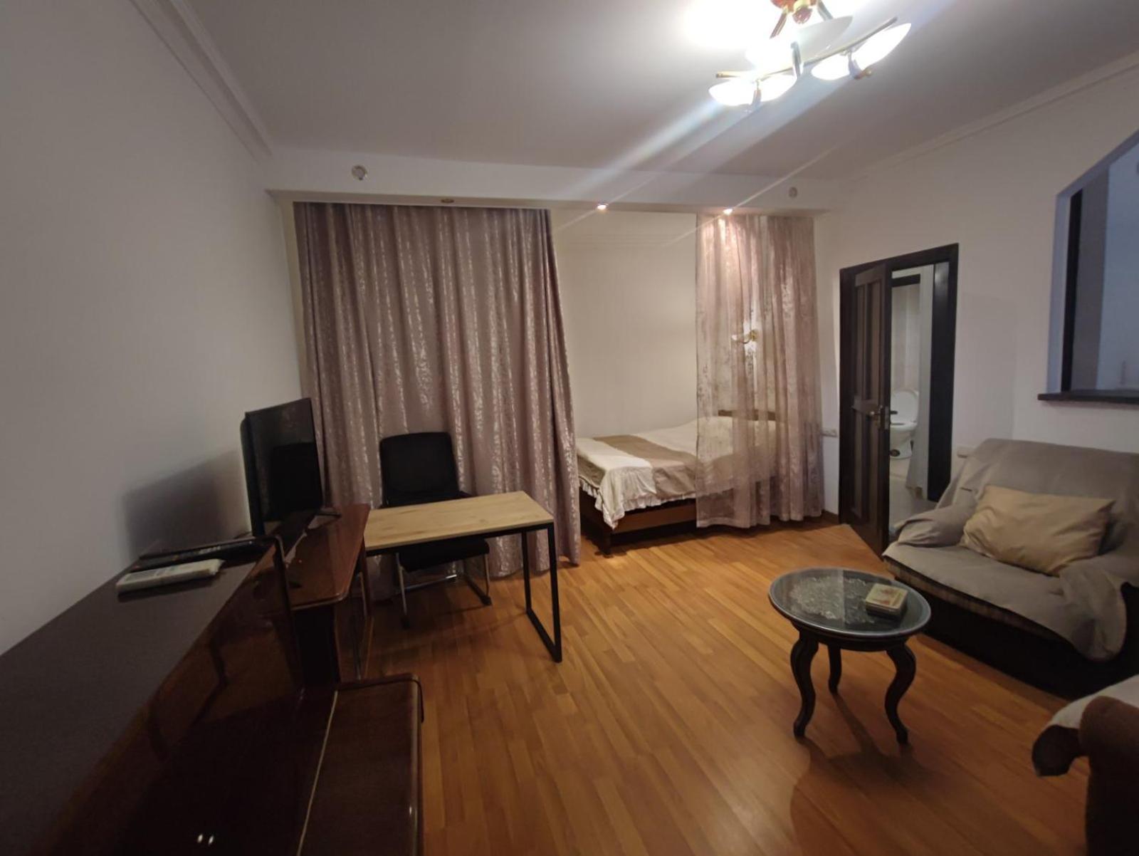 Apartments On Sayat-Nova 14 Erivan Exterior foto
